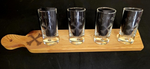 Planche à shooter 4 verres gravée
