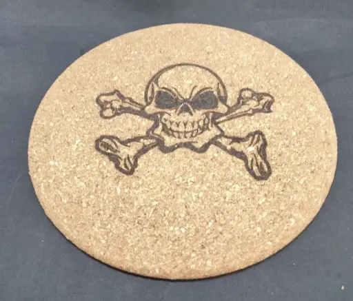 Dessous de plat en liege gravée